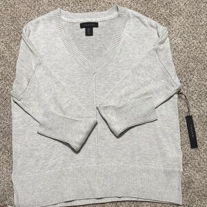 Tahari Light Gray V-Neck Sweater